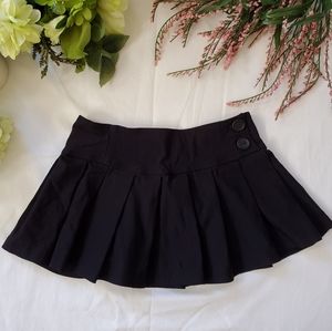 Papaya. Size XS. Black.